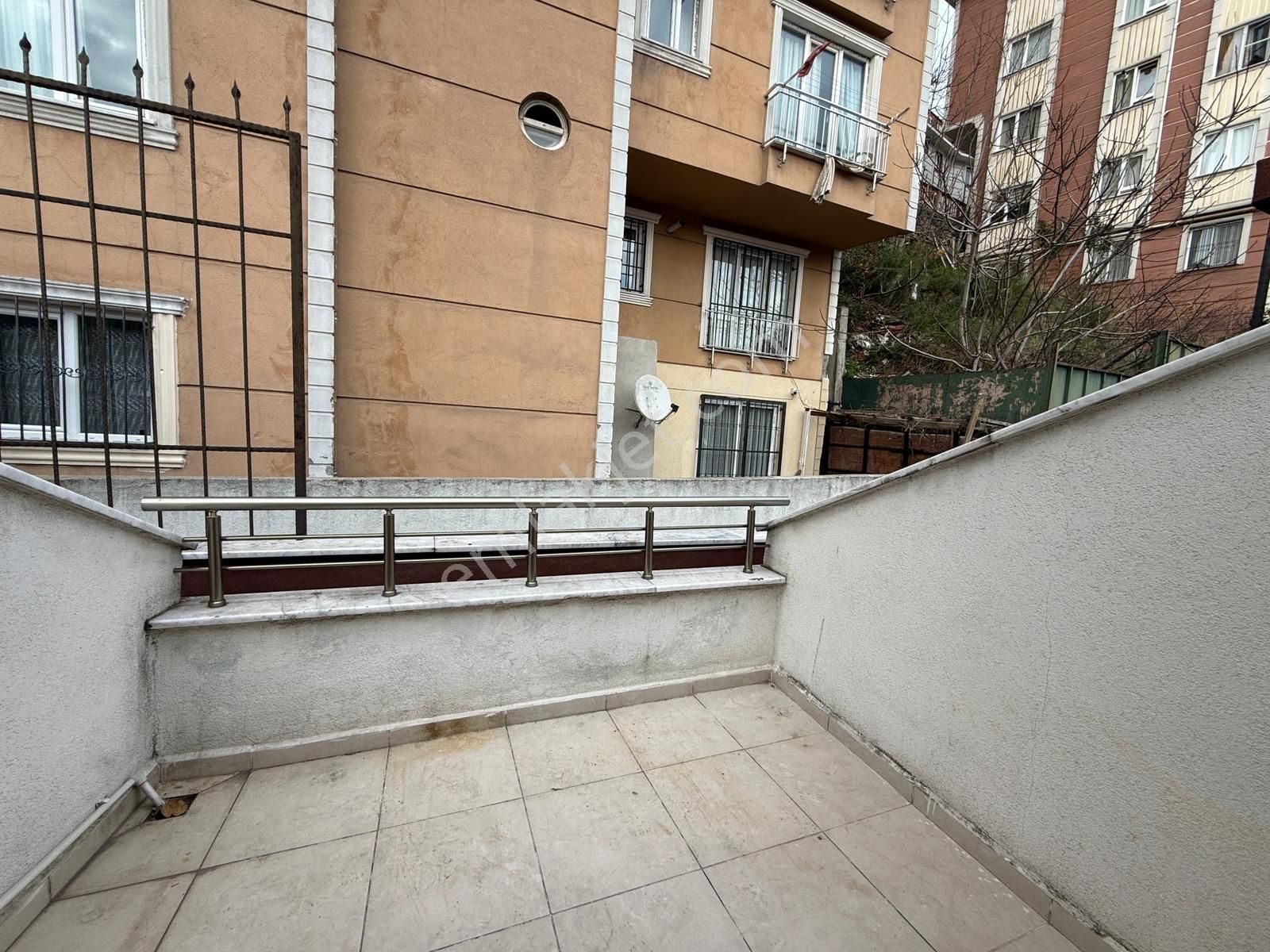 Merkezi Konumda, Cadde Üzeri Full Eşyalı 2+1 Daire - Görsel 5