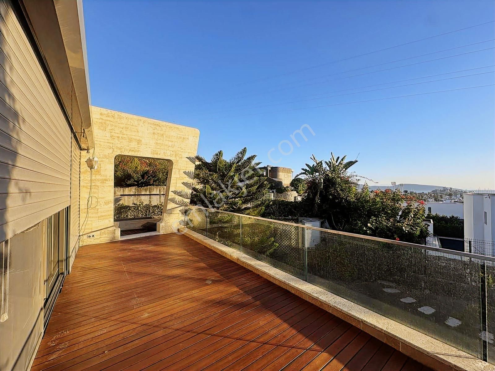 Bodrum Kale Manzaralı Yıllık Kiralık Eşyalı 4+1 - Görsel 26