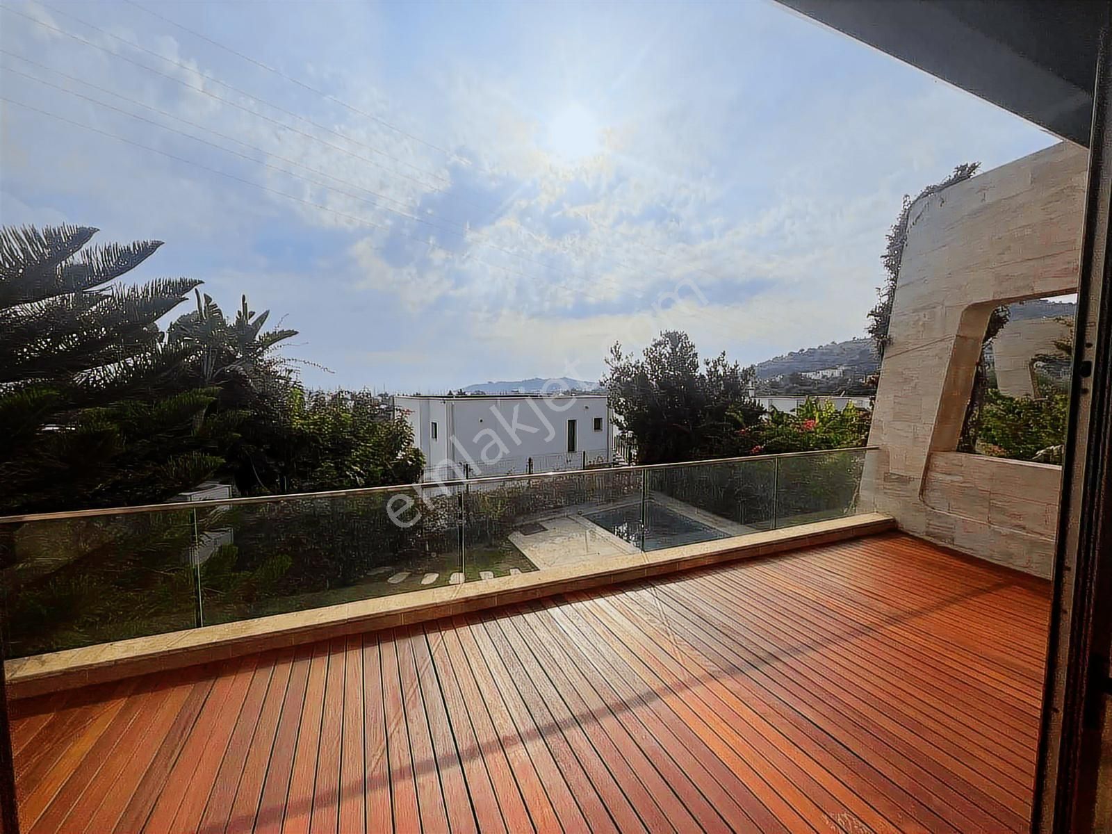 Bodrum Kale Manzaralı Yıllık Kiralık Eşyalı 4+1 - Görsel 11