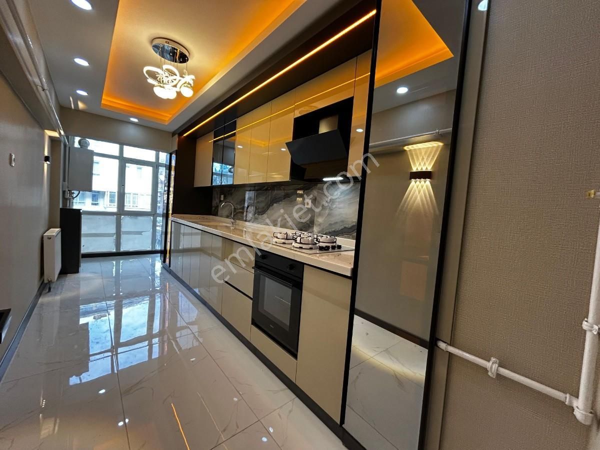Sincan Akşemsettin Mah 3+1 Ultra Lüks Yapılı Kat Konumunda Daire - Görsel 30