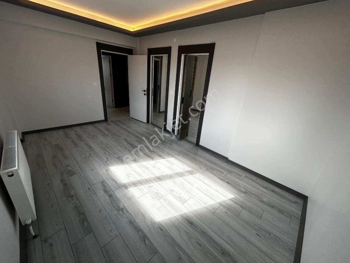 Yenikent Fevzi Çakmak Mah 3+1 E.banyolu Ön Cephe Sıfır Daire - Görsel 13