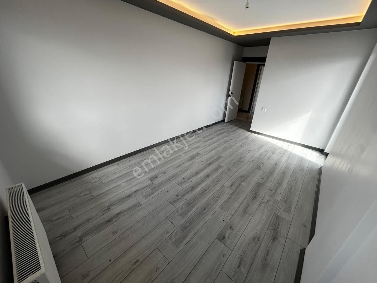 Yenikent Fevzi Çakmak Mah 3+1 E.banyolu Ön Cephe Sıfır Daire - Görsel 11