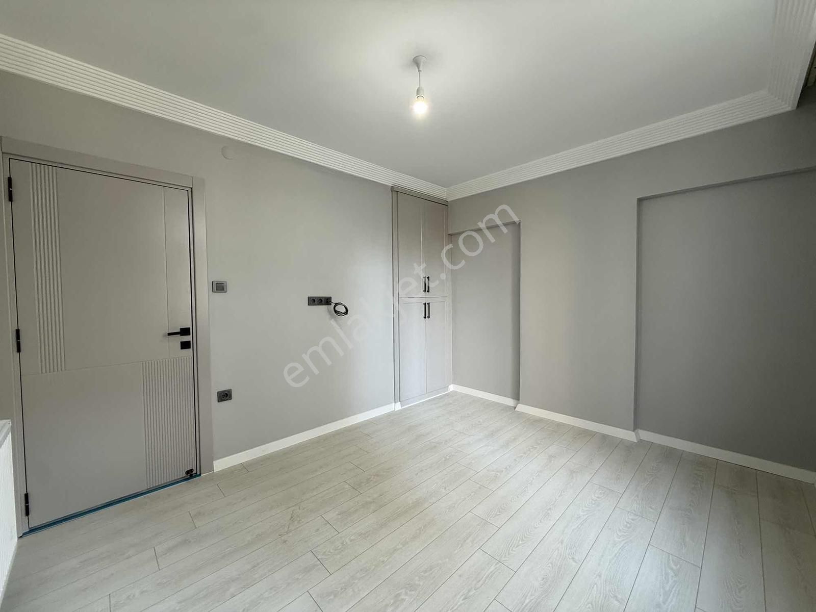 T.özal'da Aksagaz Cvr 6 Katlı Apt/3+1/k.mutfak/ç.banyo/lüx Daire - Görsel 14