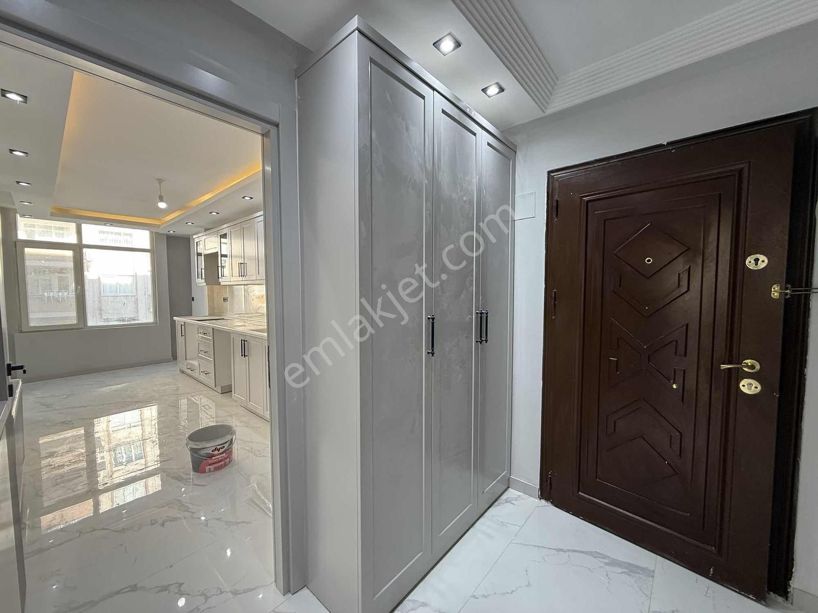 T.özal'da Aksagaz Cvr 6 Katlı Apt/3+1/k.mutfak/ç.banyo/lüx Daire - Görsel 31