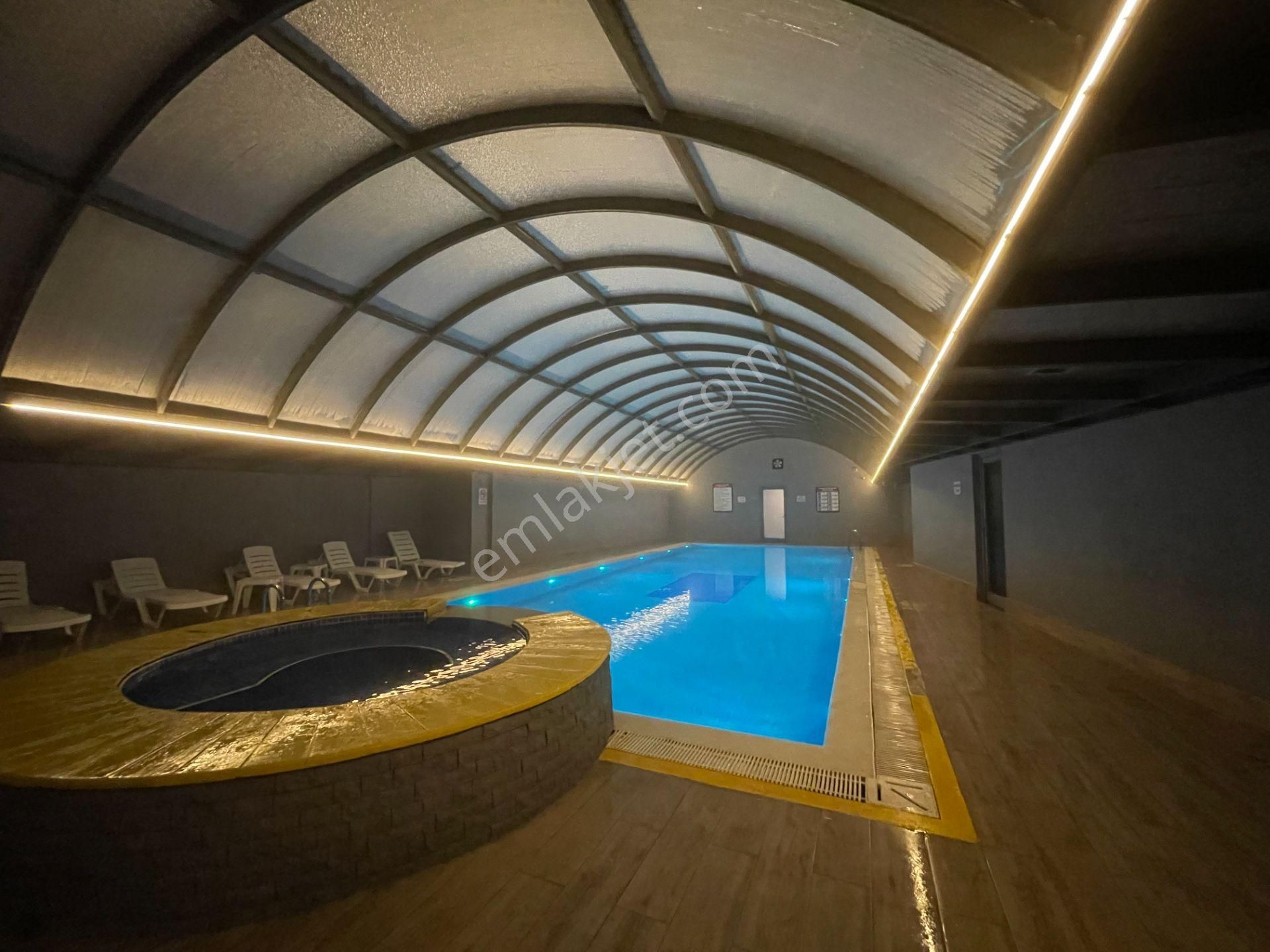 Green Pine Residence Fırsat 1. Kat 53 M2 1+1 - Görsel 31