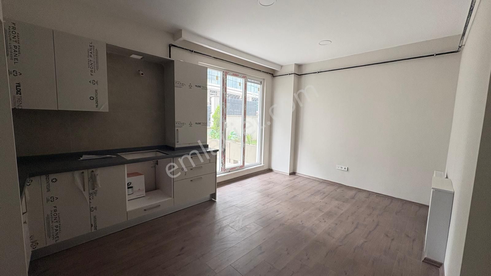 _ala_marmara Üni Yanı Utra Lüx Site İçi Kendine Ait Bahçeli 1+1 - Görsel 12