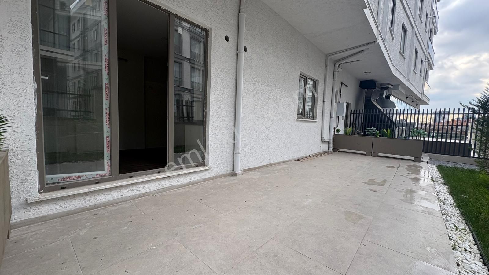 _ala_marmara Üni Yanı Utra Lüx Site İçi Kendine Ait Bahçeli 1+1 - Görsel 14