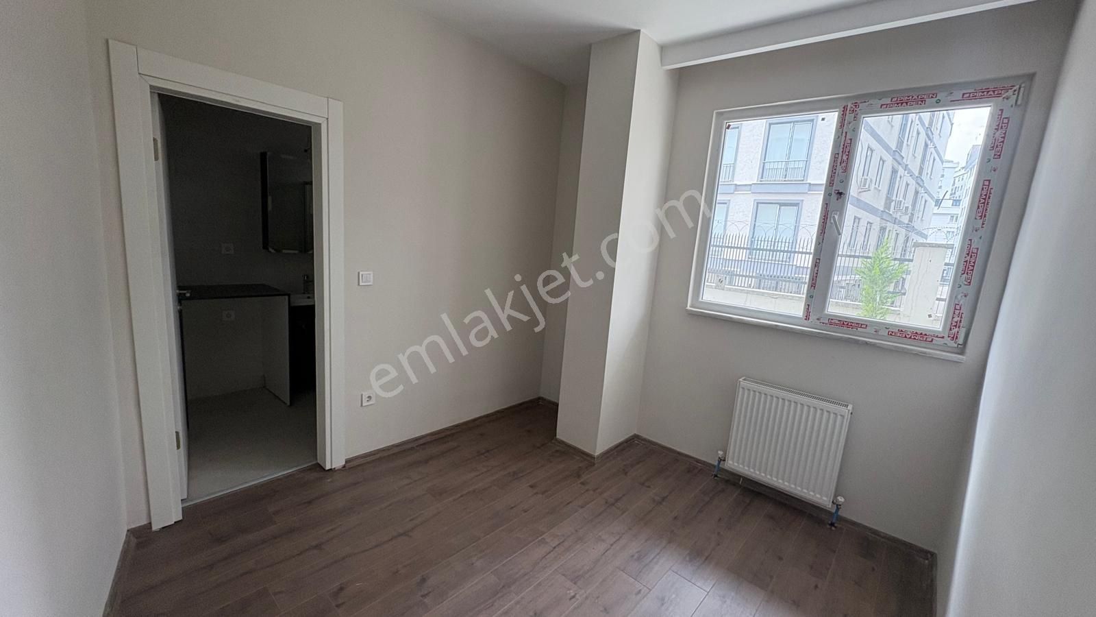 _ala_marmara Üni Yanı Utra Lüx Site İçi Kendine Ait Bahçeli 1+1 - Görsel 19