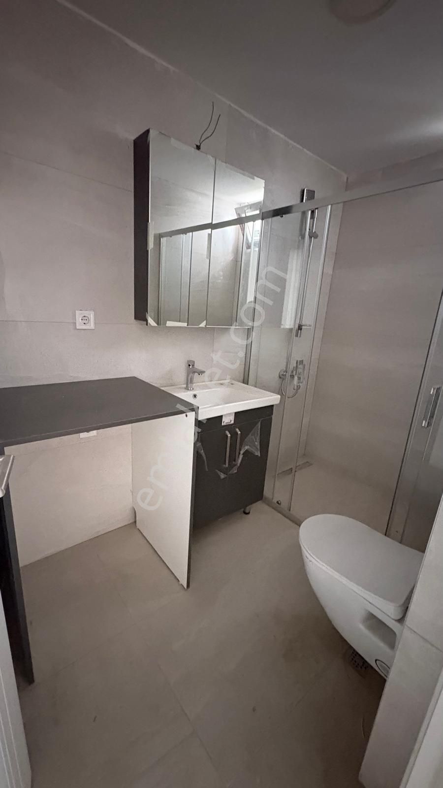 _ala_marmara Üni Yanı Utra Lüx Site İçi Kendine Ait Bahçeli 1+1 - Görsel 18