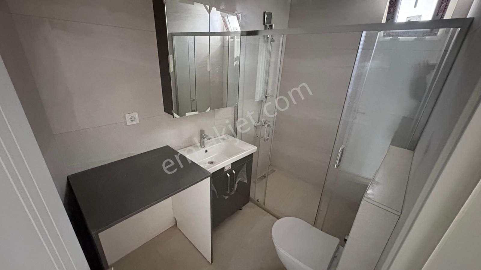 _ala_marmara Üni Yanı Utra Lüx Site İçi Kendine Ait Bahçeli 1+1 - Görsel 17