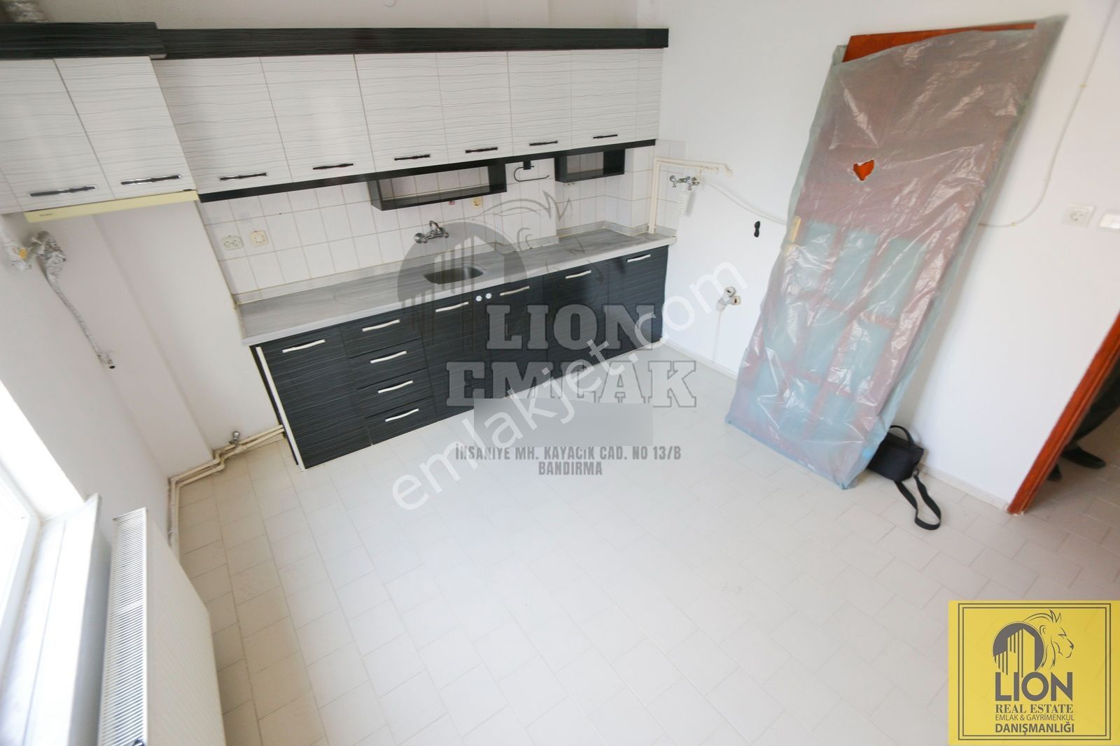 🟨⬛ Lıon Emlak'tan 100 Yıl Mahallesinde 2+1 Balkonlu Kiralık Daire⬛🟨