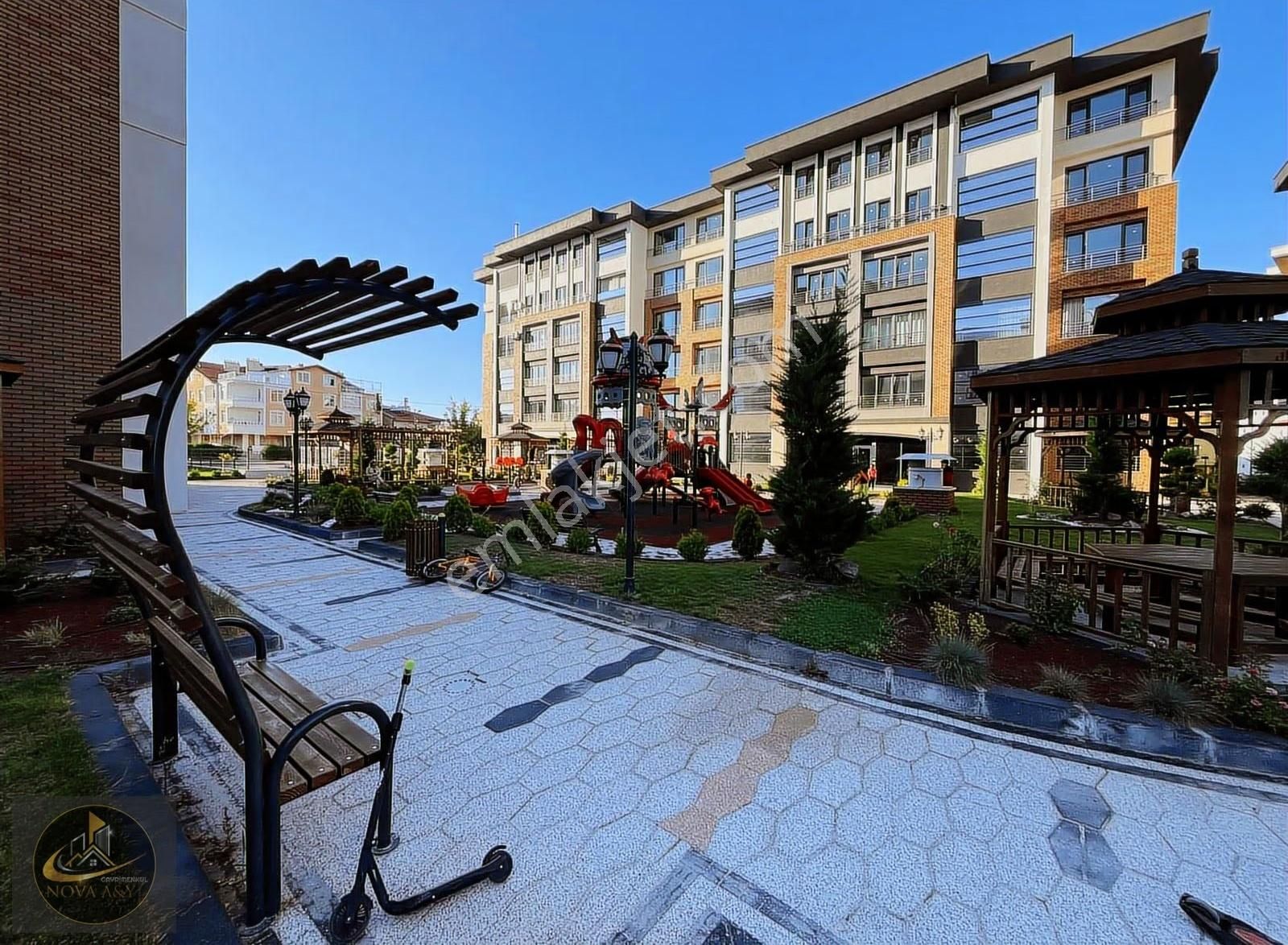 Konya'nın Değerli Bölgesinde Akıllı Ev Sistemli Bahçe Katı 4+1