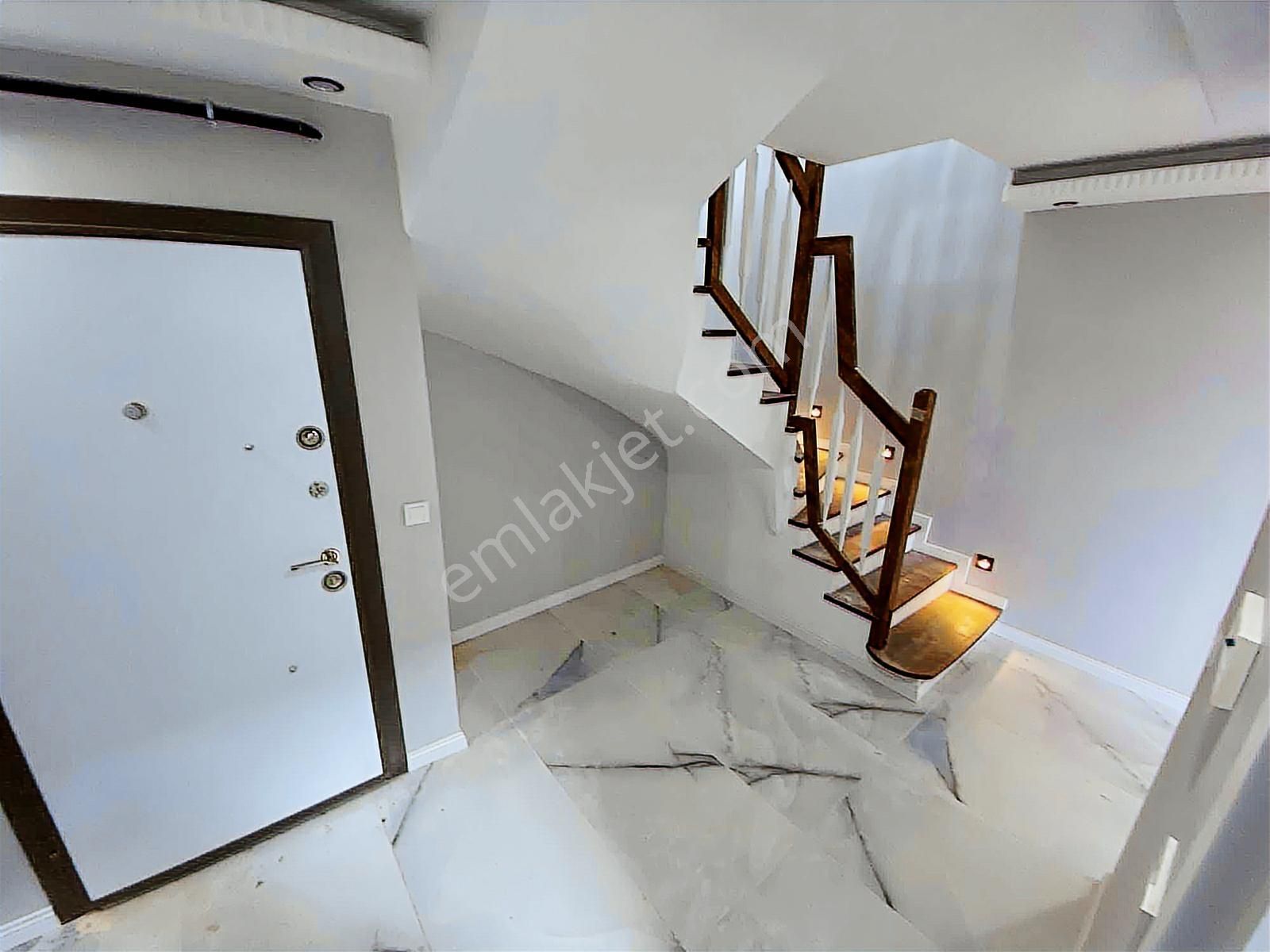 Farabi Hastanesi Yakını |cadde Üzeri-deniz Manzaralı 4+1 Dubleks - Görsel 11