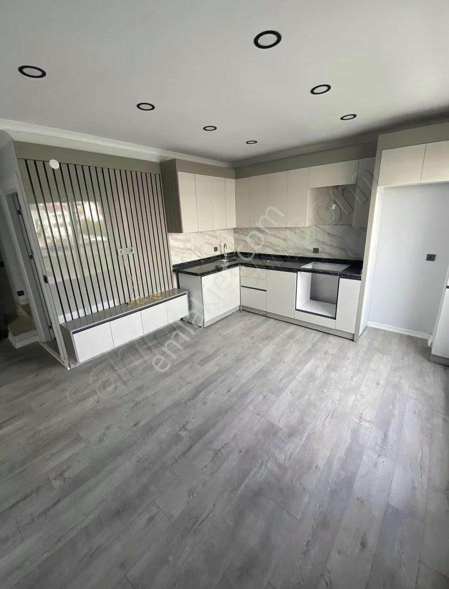 Ilıca Mahallesi'nde 3 + 1 Dubleks Dairemiz Asansörlü Satılıktır - Görsel 9