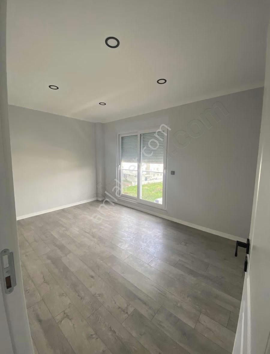 Ilıca Mahallesi'nde 3 + 1 Dubleks Dairemiz Asansörlü Satılıktır - Görsel 2