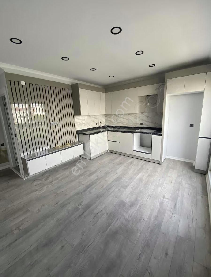 Ilıca Mahallesi'nde 3 + 1 Dubleks Dairemiz Asansörlü Satılıktır