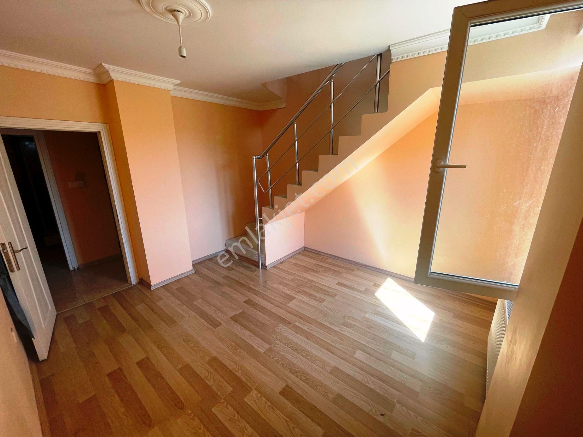 Darıca Sokullu Cad.yakın Boş Yeni Bina 210m2 Çatı Dublex Satılık 4+1 - Görsel 9