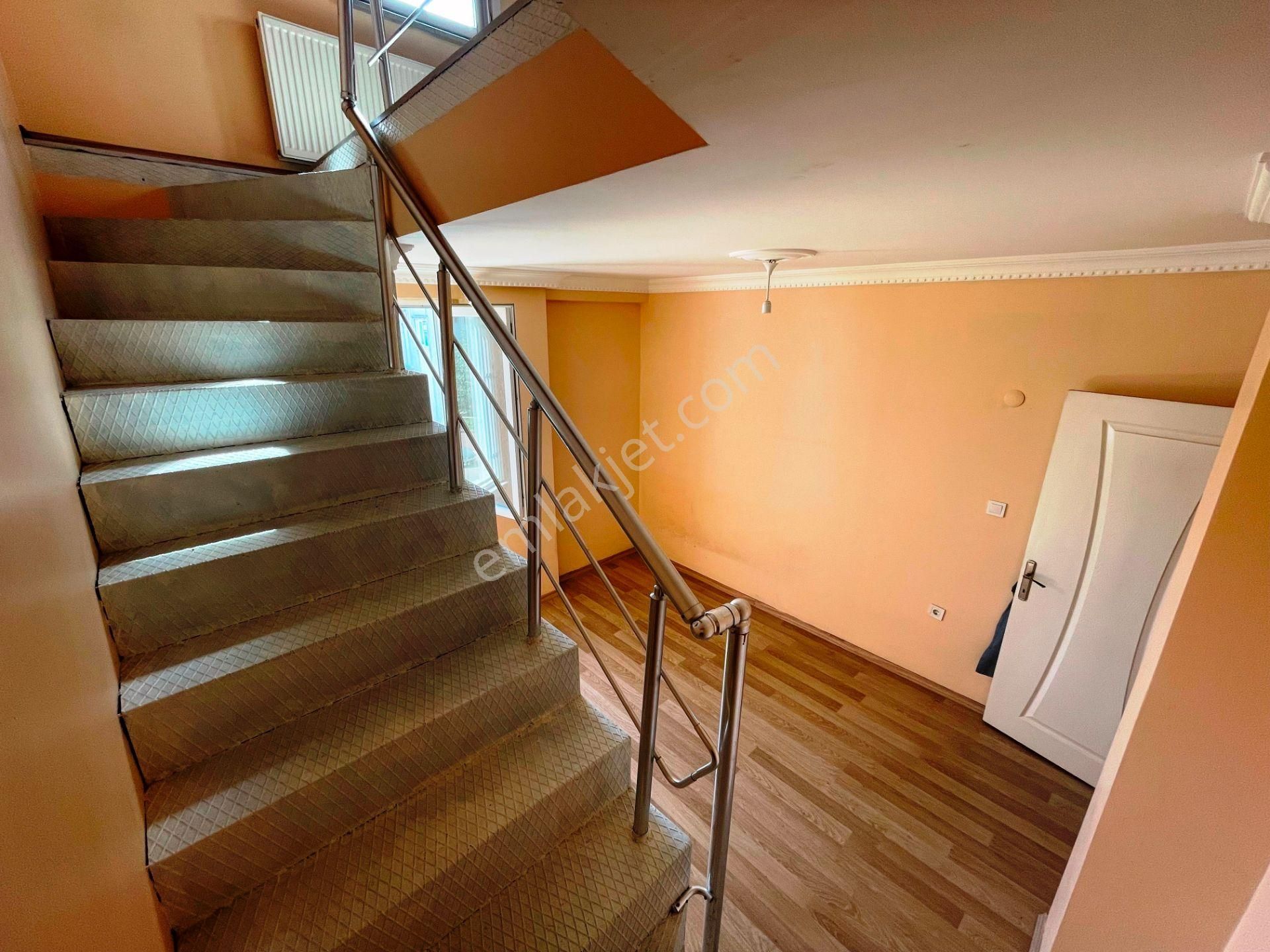 Darıca Sokullu Cad.yakın Boş Yeni Bina 210m2 Çatı Dublex Satılık 4+1 - Görsel 12