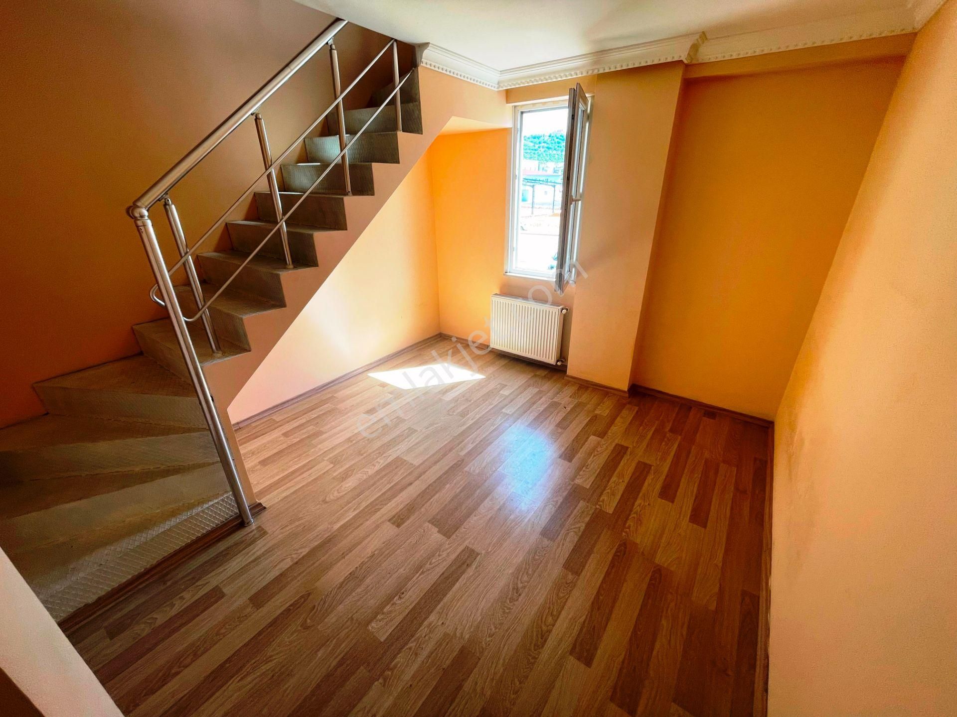 Darıca Sokullu Cad.yakın Boş Yeni Bina 210m2 Çatı Dublex Satılık 4+1 - Görsel 11