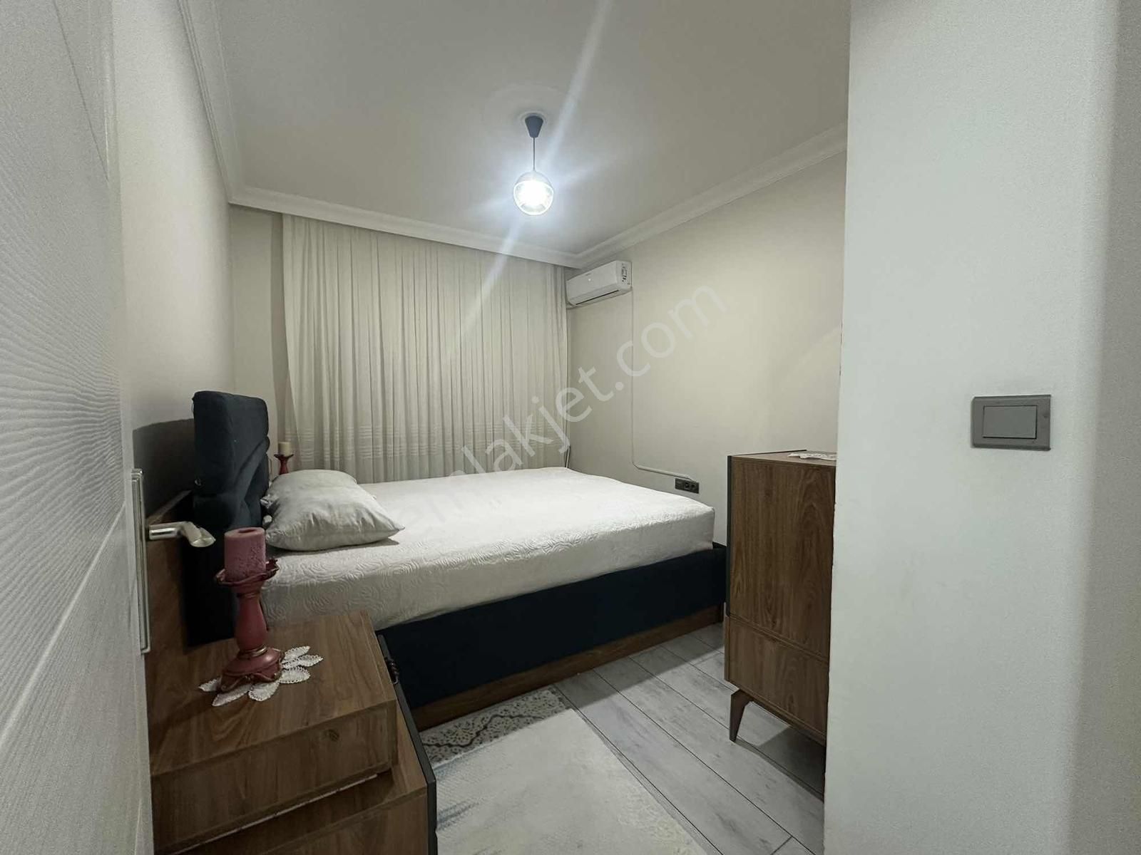 Gazi'de Havuzlu Site İçerisinde 3+1 Katta,asansörlü,doğalgazlı - Görsel 24