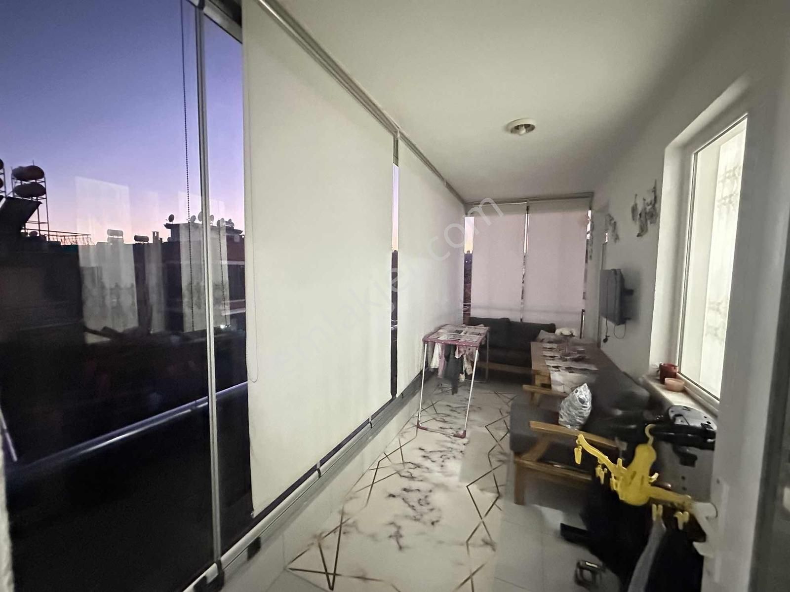 Gazi'de Havuzlu Site İçerisinde 3+1 Katta,asansörlü,doğalgazlı - Görsel 7