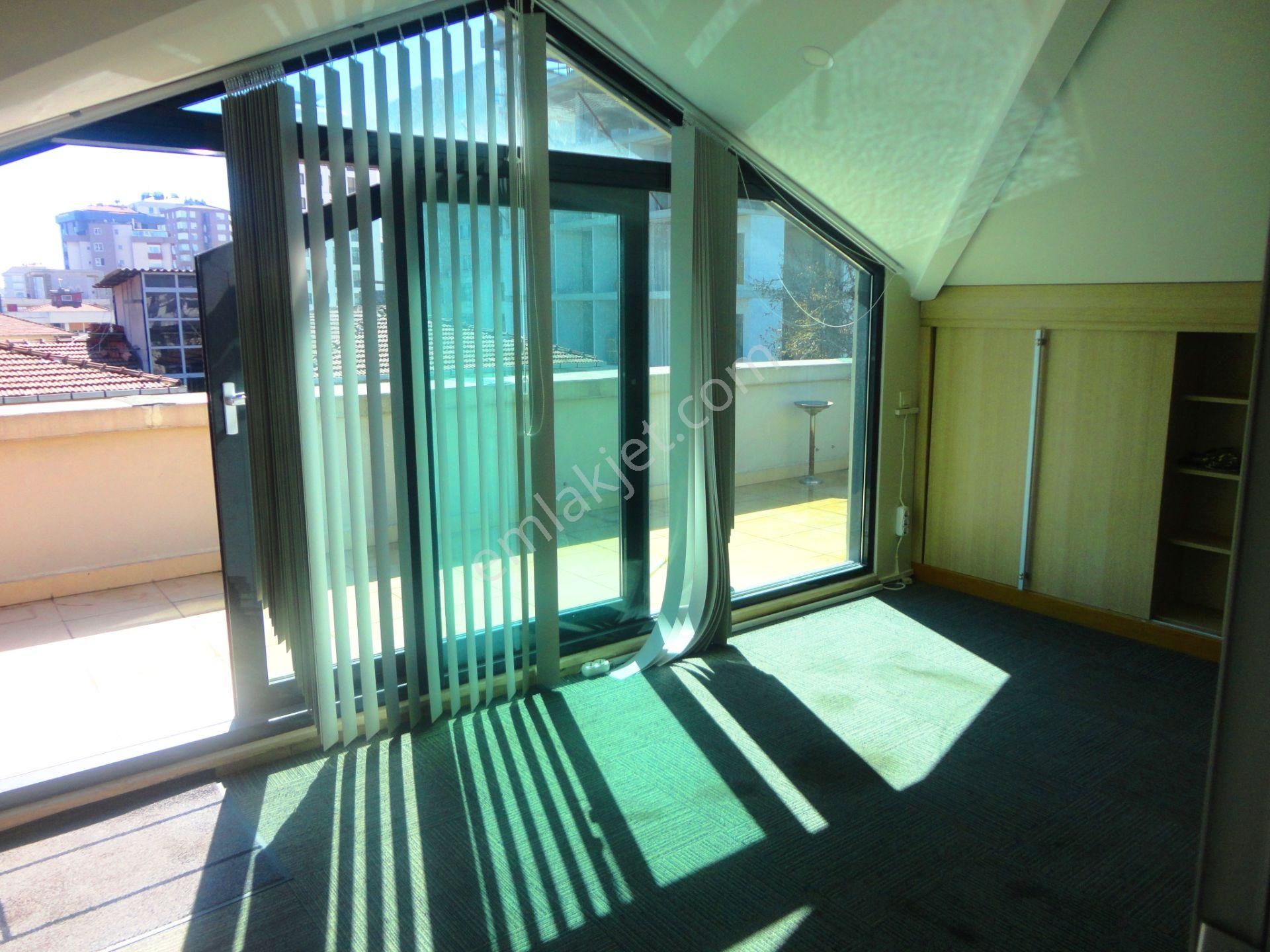 Caddebostan Bağdat Cad.cephe 4.kat 10 Yıllık 140m2 Satılık 3+1 - Görsel 20