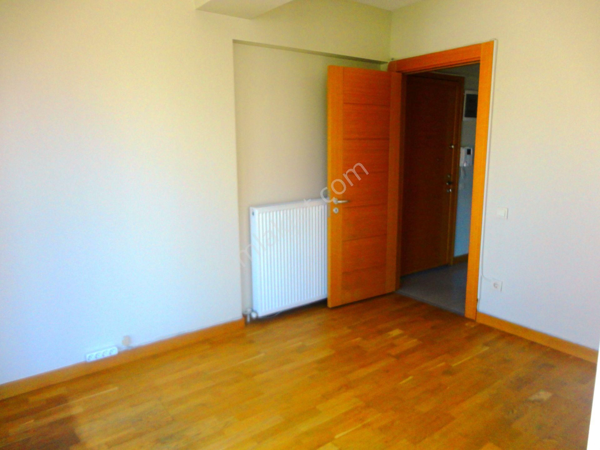 Caddebostan Bağdat Cad.cephe 4.kat 10 Yıllık 140m2 Satılık 3+1 - Görsel 15