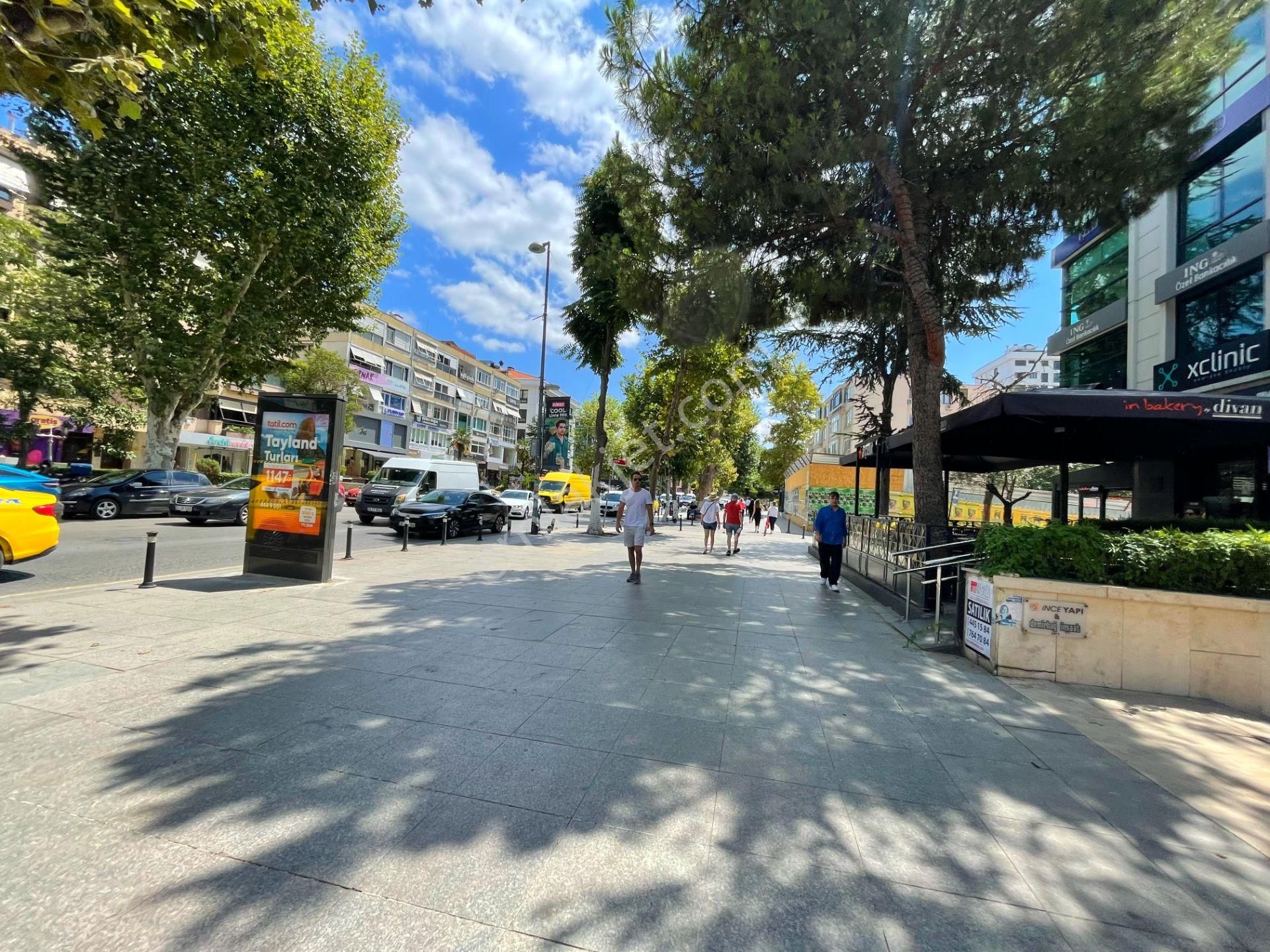 Caddebostan Bağdat Cad.cephe 4.kat 10 Yıllık 140m2 Satılık 3+1 - Görsel 35