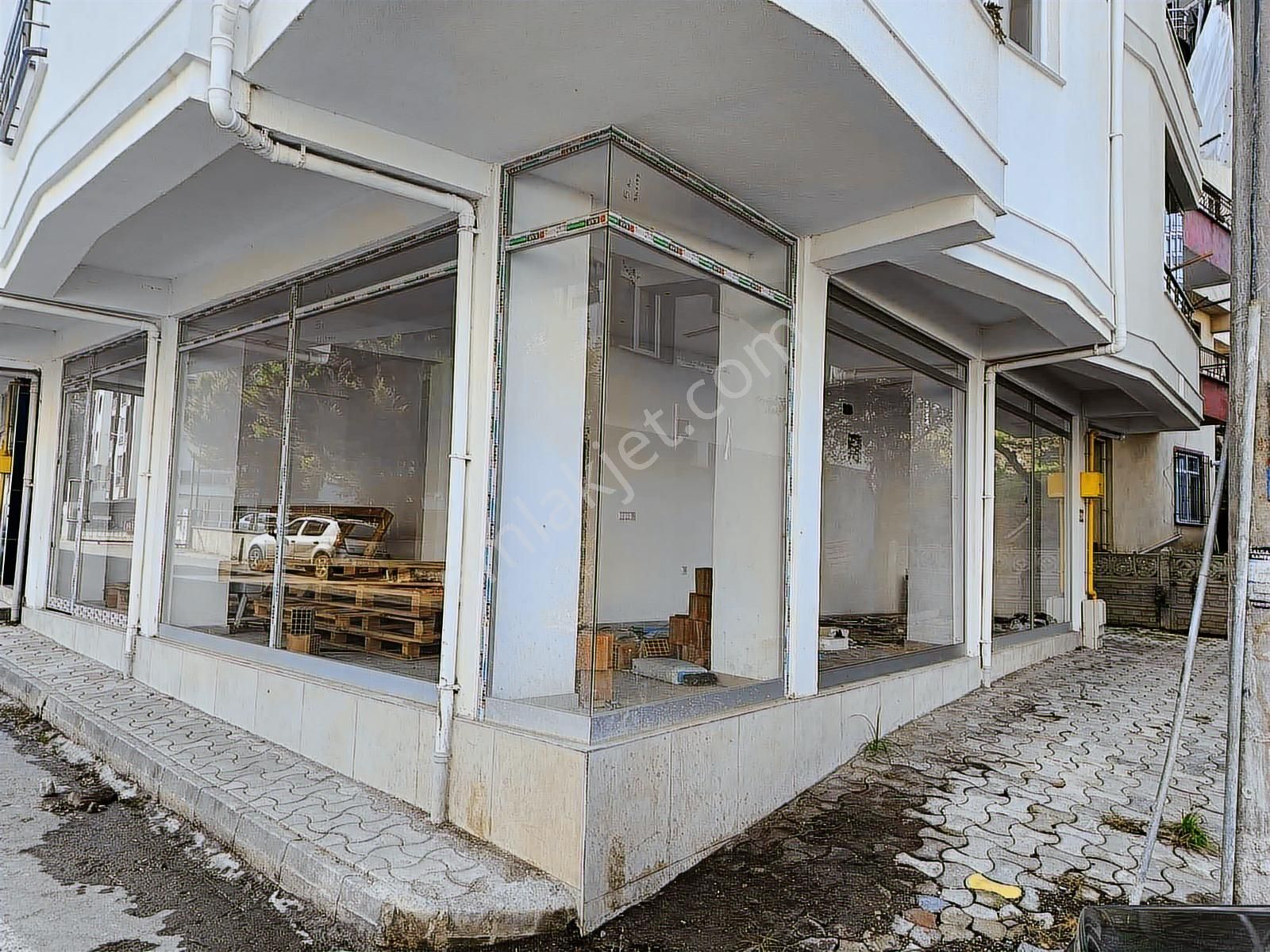 Atatürk Mahalesinin Kalbinde Kiralık Dükkan - Görsel 7