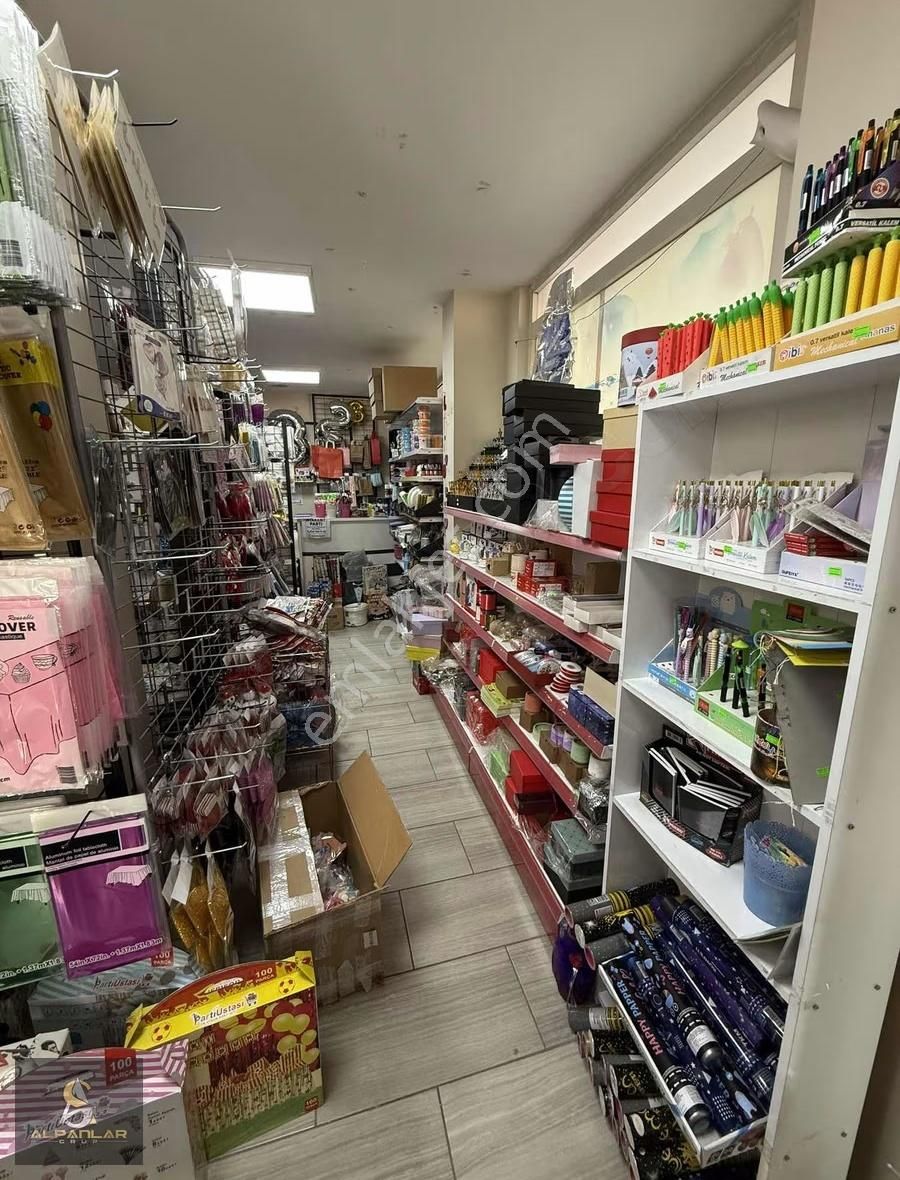 Halkalı Kavaklı Mah. 55m2 Kiralık Dükkan - Görsel 2