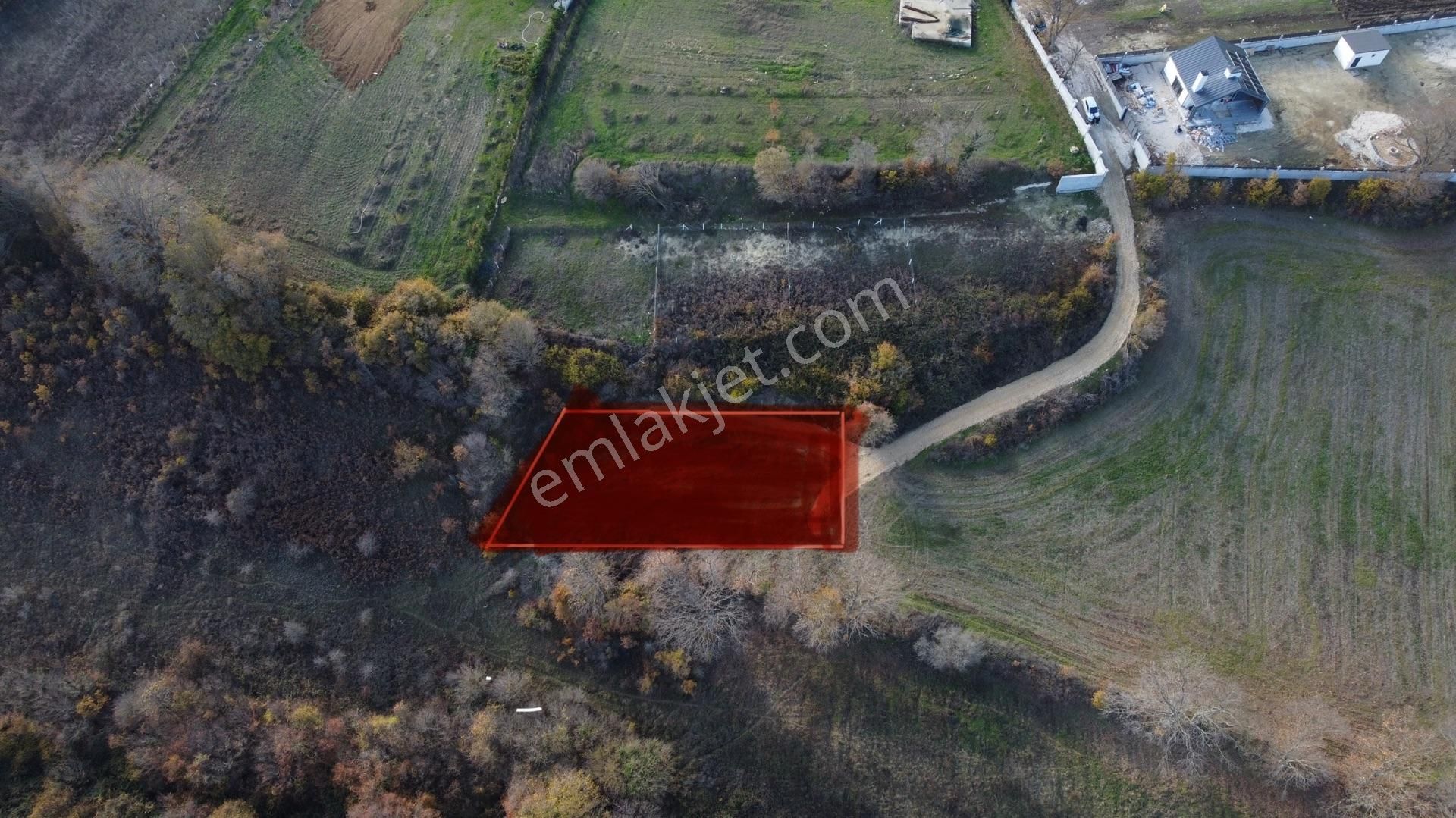 Çatalca İhsaniye Satılık 236 Metre Etrafı Çevrili Çaplı Daha Uygunu Yok - Görsel 6