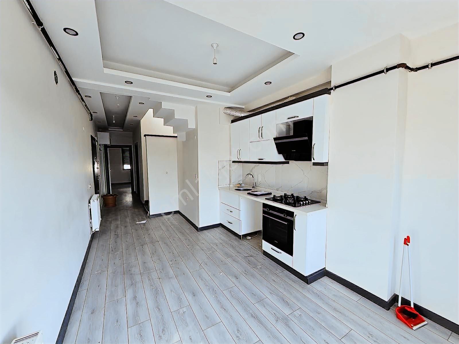 Zenith Real Estate Plevne Mh 2+1 Dubleks , Teraslı Kiralık Daire - Görsel 12