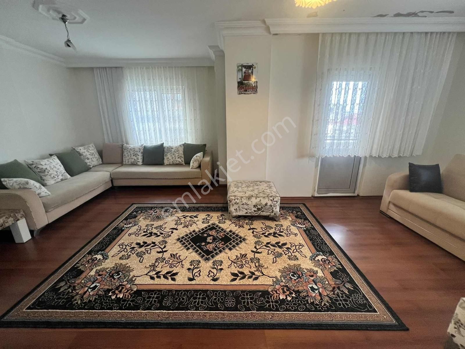 Pazarcı Mahallesi Kiralık 2+1 Eşyalı Daire Ayrı Mutfak