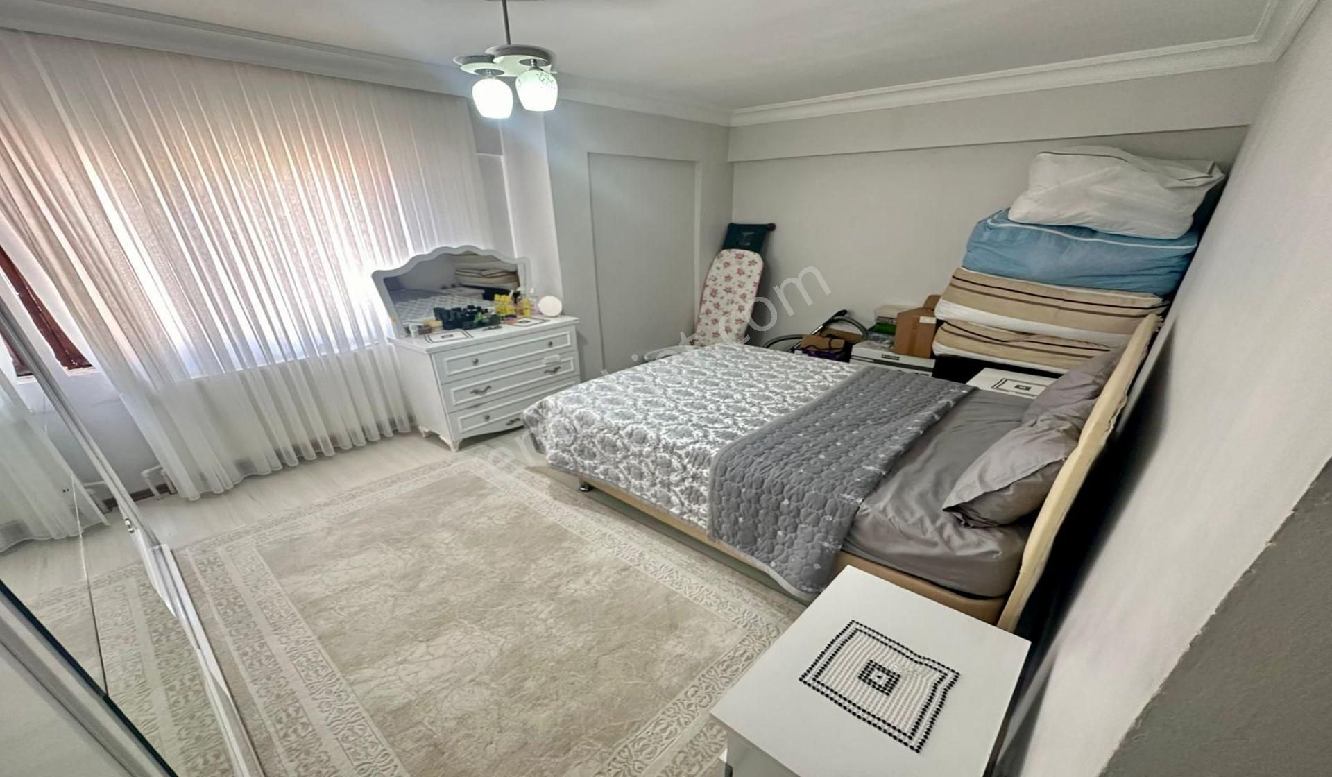 Bademlik Cadde Yakını 3+1 Yüksek Giriş Altında Daire Var - Görsel 21