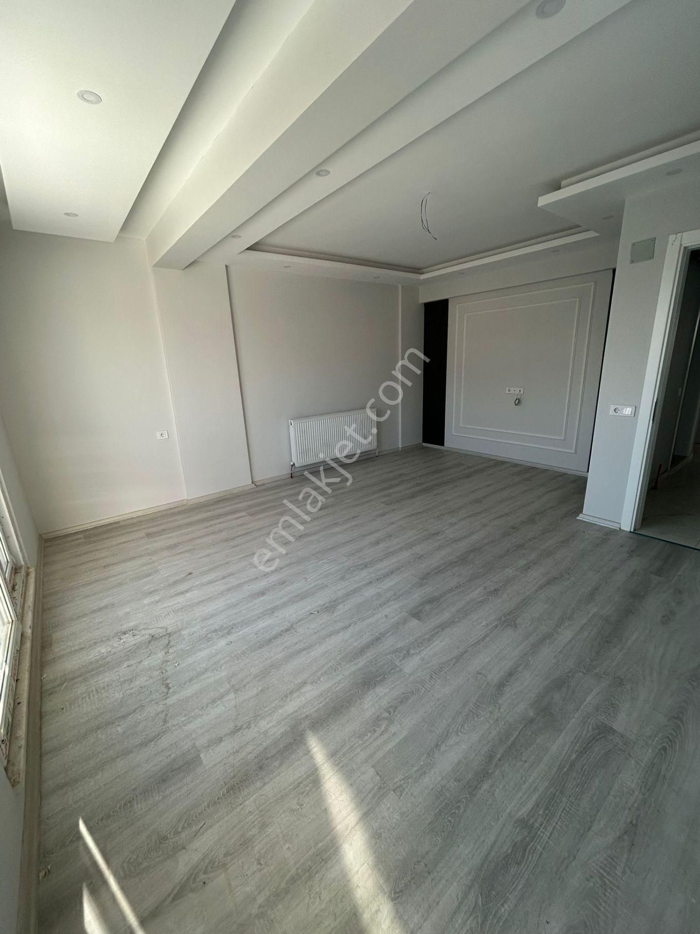 Tetik Emlak’tan Nazilli Yeşil Mahalle’de Sıfır 3+1 Satılık Daire