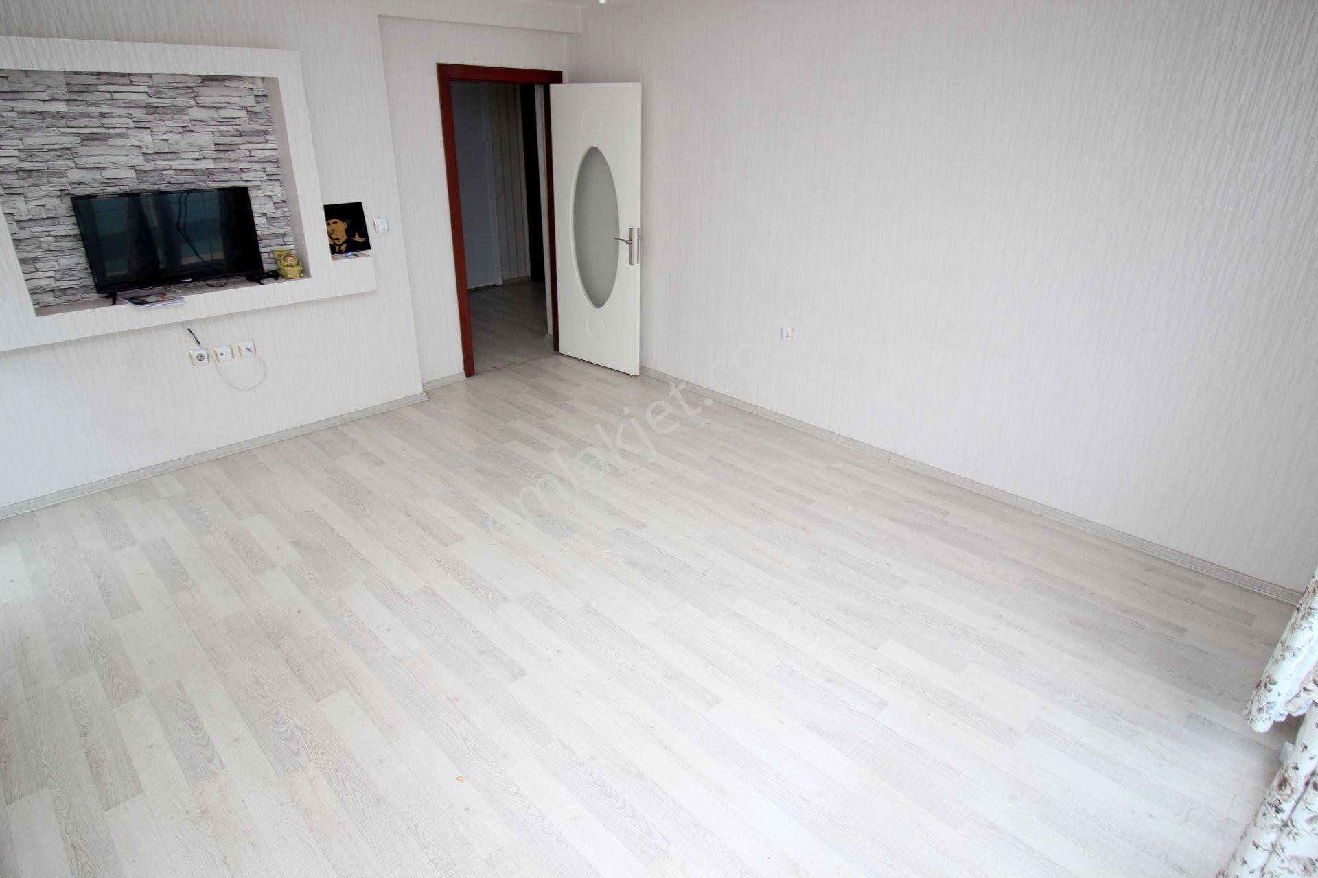 Emre Emlaktan Elvan'da Genç Binada Asansörlü 2+1 Satılık Daire - Görsel 8