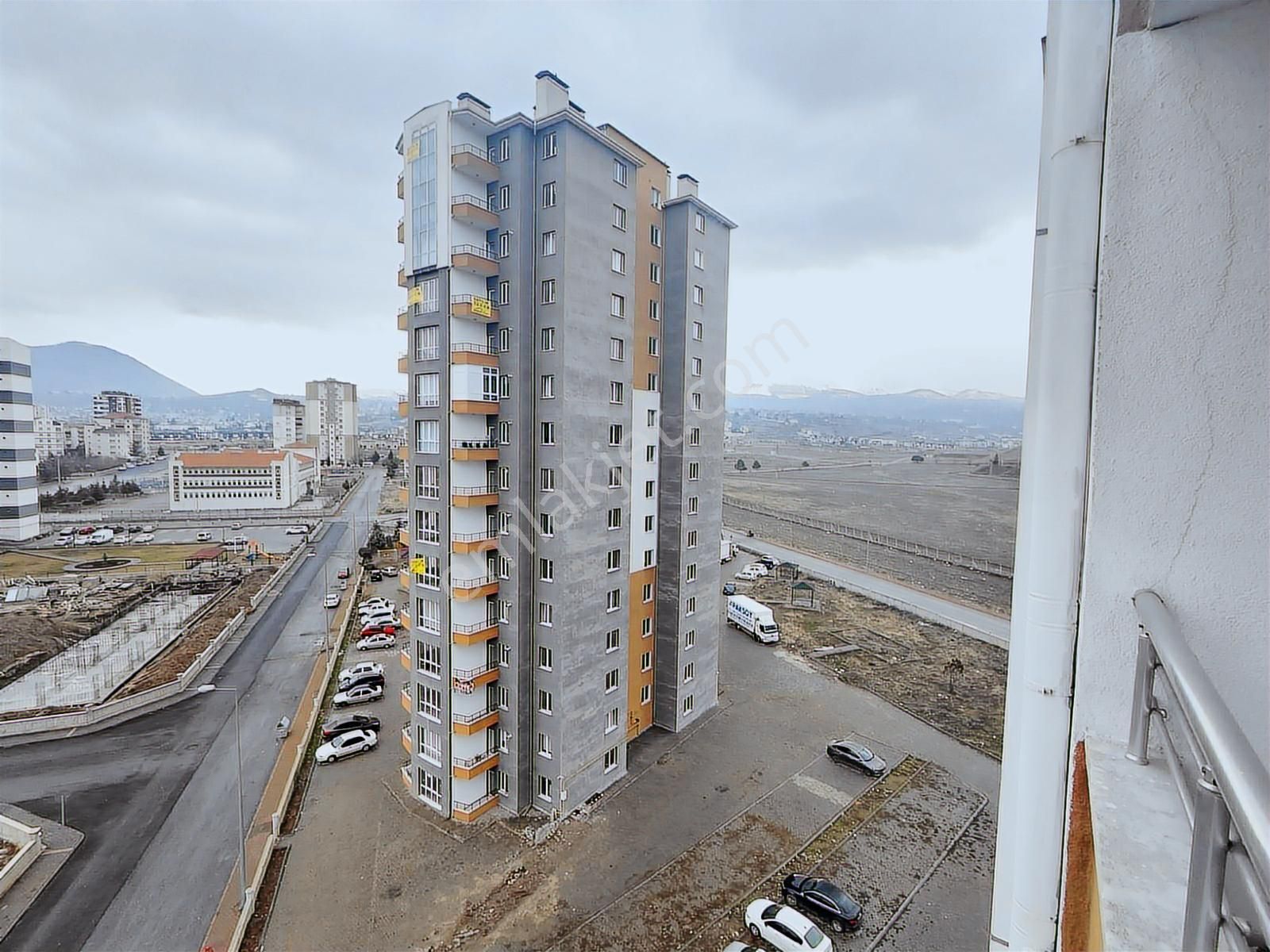 Esenyurt'ta Satılık 3+1 Merkezi Sistem Daire