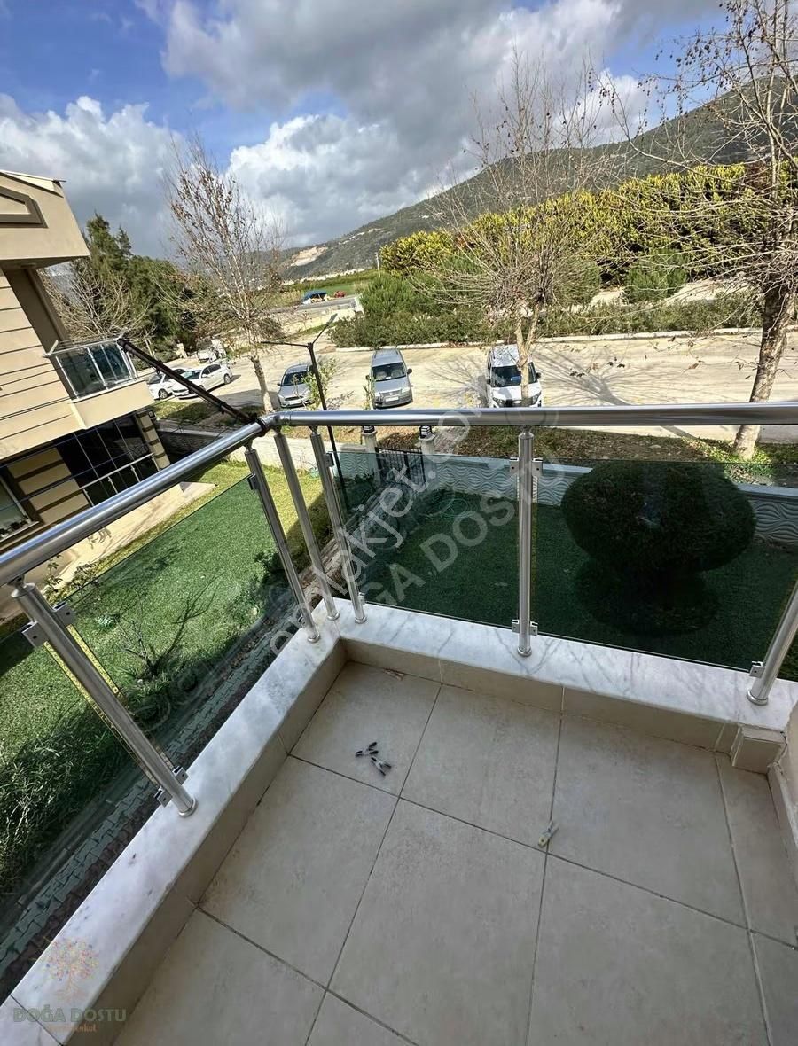 Doğa Dostu'ndan Gümüldür Denize Sıfır Site İçi Kiralık Villa - Görsel 4