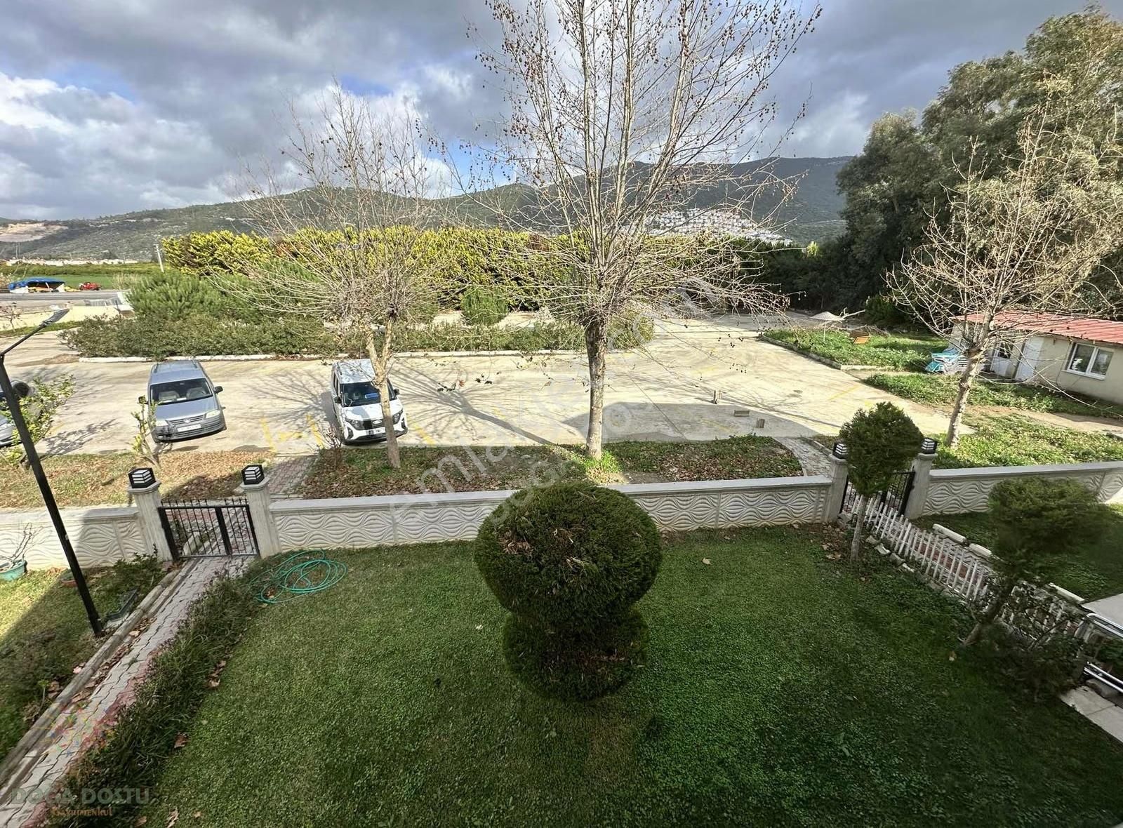 Doğa Dostu'ndan Gümüldür Denize Sıfır Site İçi Kiralık Villa - Görsel 19