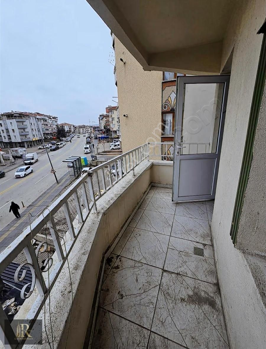 Topçu'da 1512 Cad. Üzeri Ful Yapılı 2.kat Boş Satılık 3+1 Daire - Görsel 31