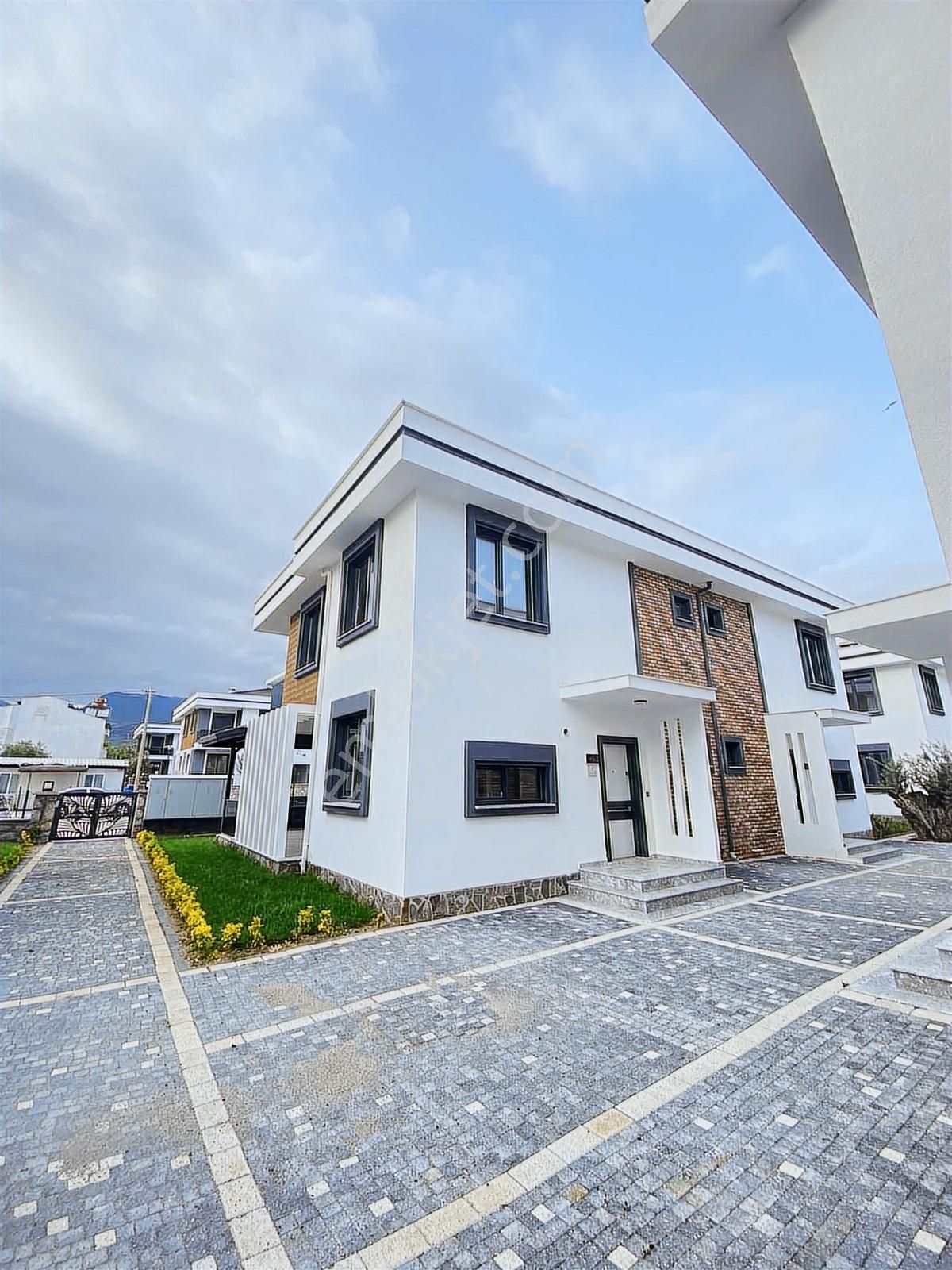 Sadece Kış Ayı İçin Verilecektir Kadar 2+1 Lüx Villa - Görsel 2
