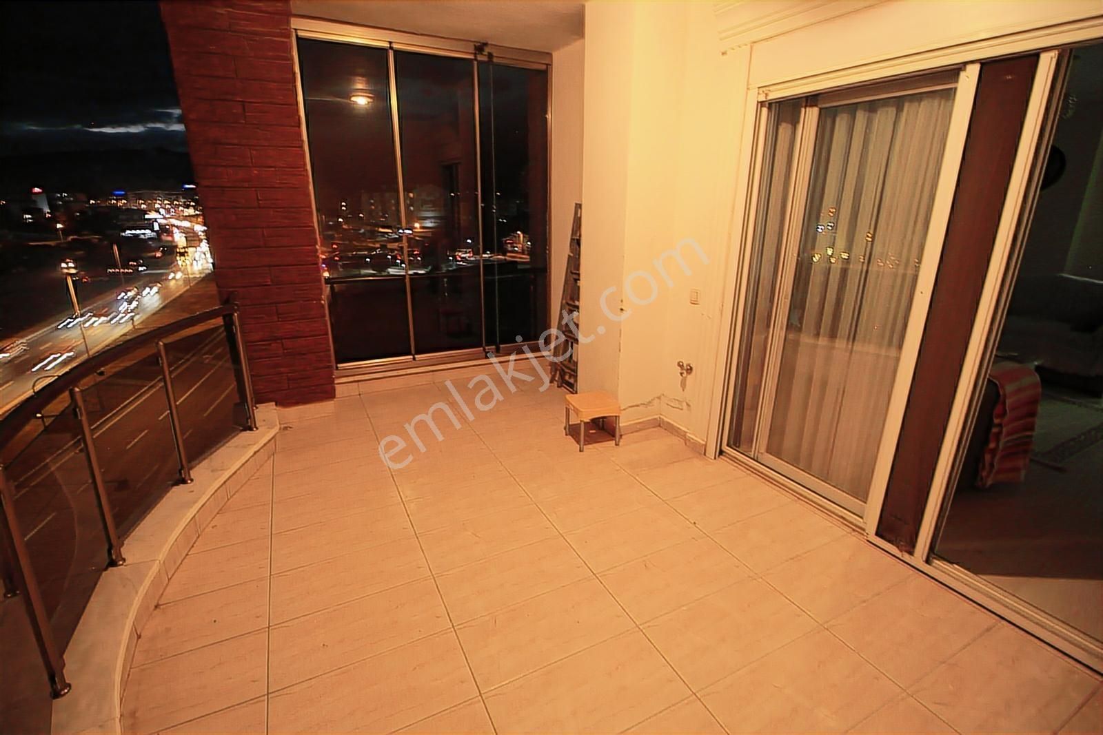 Acil Fiyat Erimden 3+1 Manzaralı Geniş Kullanışlı Daire - Görsel 18