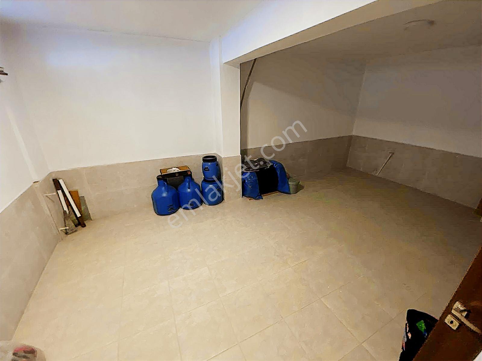 Güre İskeleye Yakın 7+1 Lüks Eşyalı, 3.5 Katlı Müstakil Villa - Görsel 28