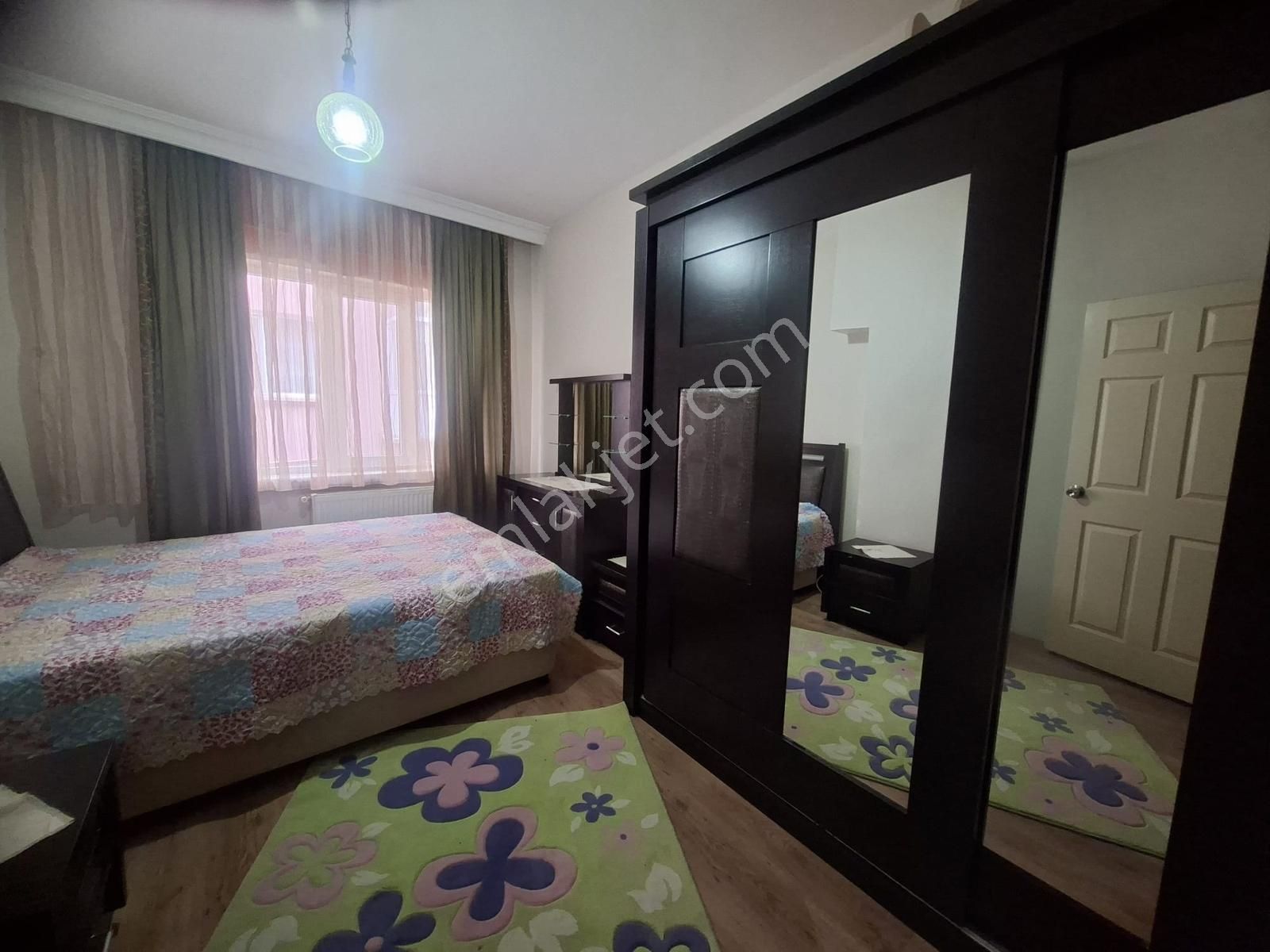 Altın Anahtardan Belediye Yakını Orta Kat Fuul Eşyalı Kiralık - Görsel 7