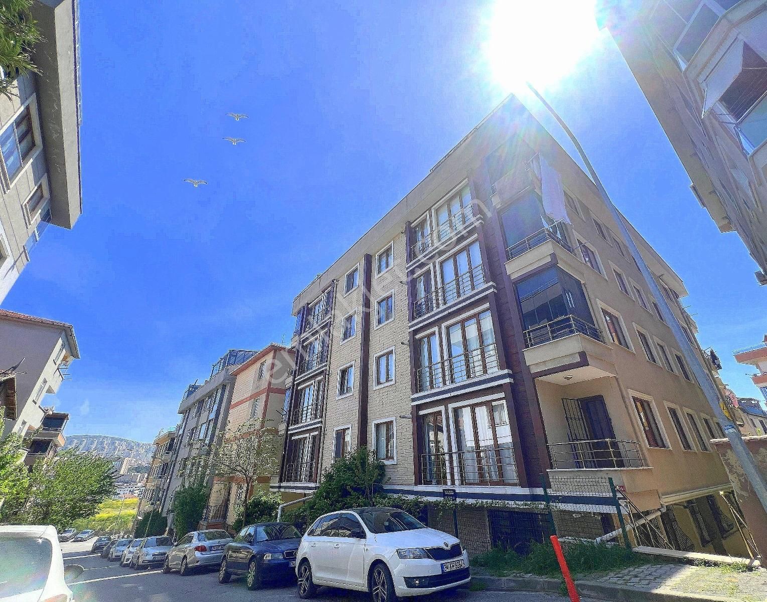 _ala_ Fırsat Mamara Üni Yanı Arakat Ön Cephe 1+1