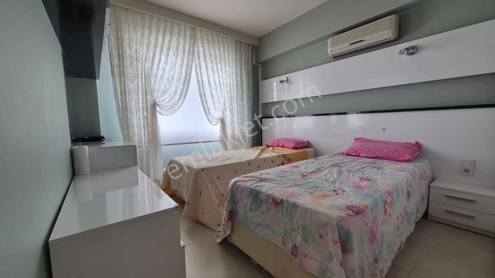 Karınca'dan Çeşmeli Liparis Sunflowers 1 Gölge Kafa Blokta 2+1 - Görsel 18
