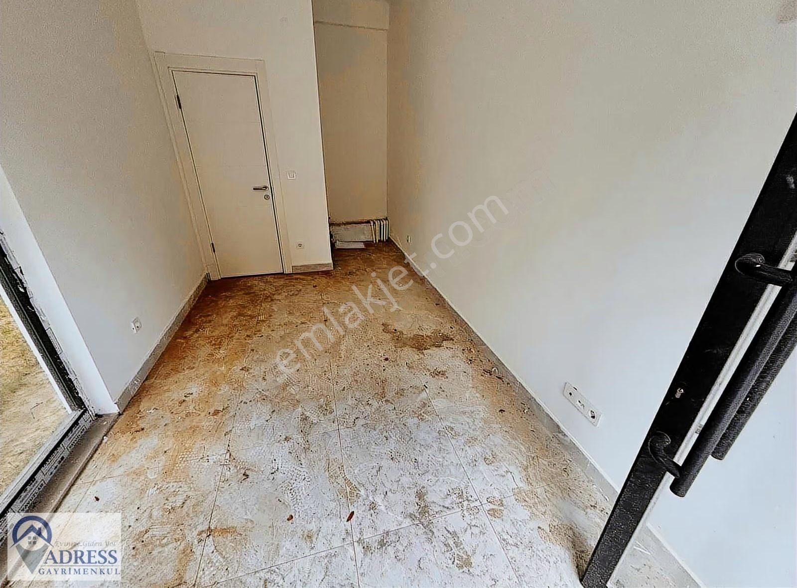 Erenköy Ethem Efendiye 1 Paralel Wcli 25 M² Satılık Dükkan - Görsel 2