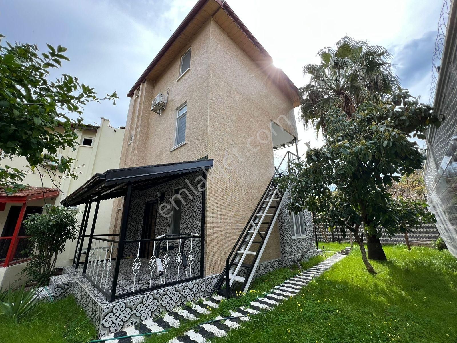 Alanya Okurcalarda Denize Yakın 4+1 Tripleks Satılık Villa - Görsel 19