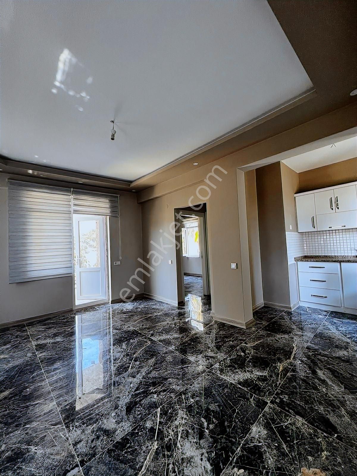 Alanya Okurcalarda Denize Yakın 4+1 Tripleks Satılık Villa - Görsel 6