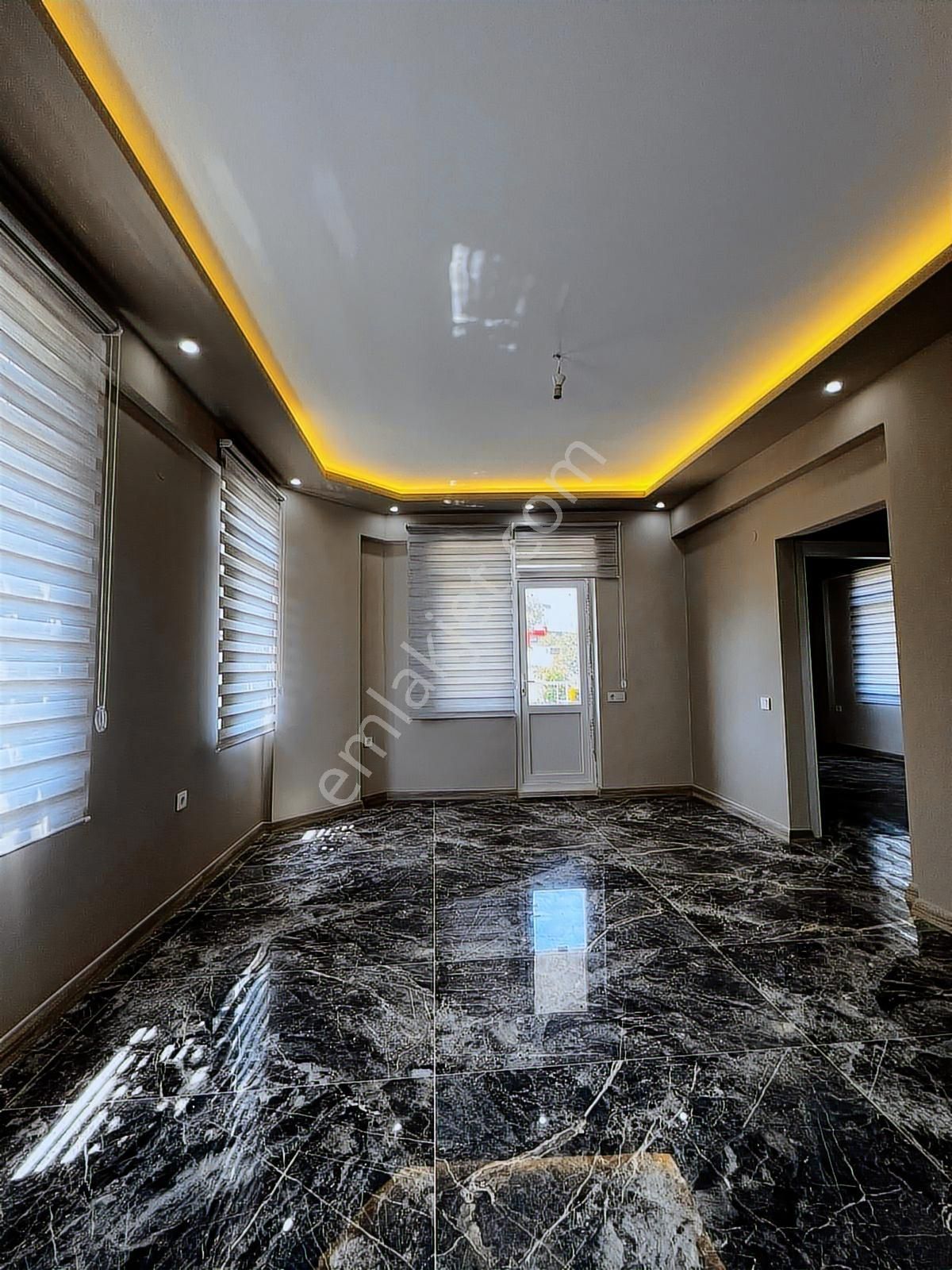 Alanya Okurcalarda Denize Yakın 4+1 Tripleks Satılık Villa - Görsel 10